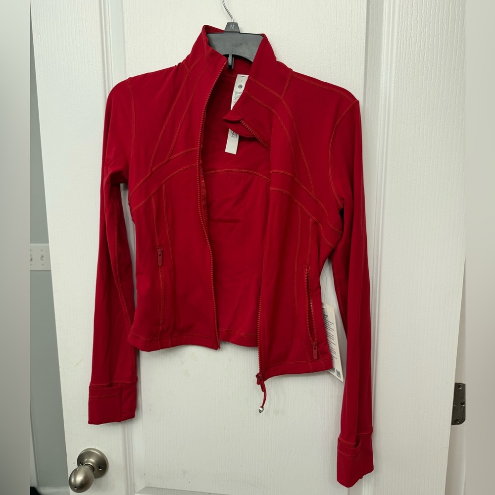 NWT Define Cropped Jacket (Dark Red)